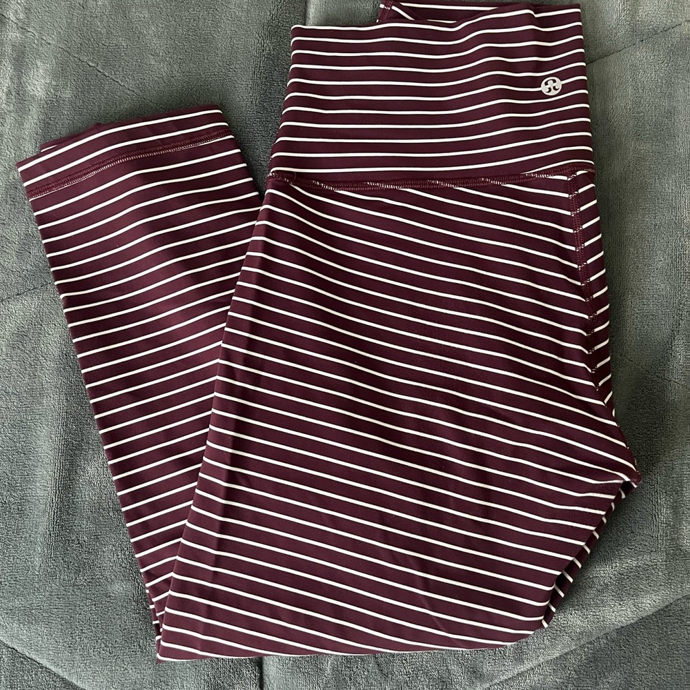 cropped lulu leggings